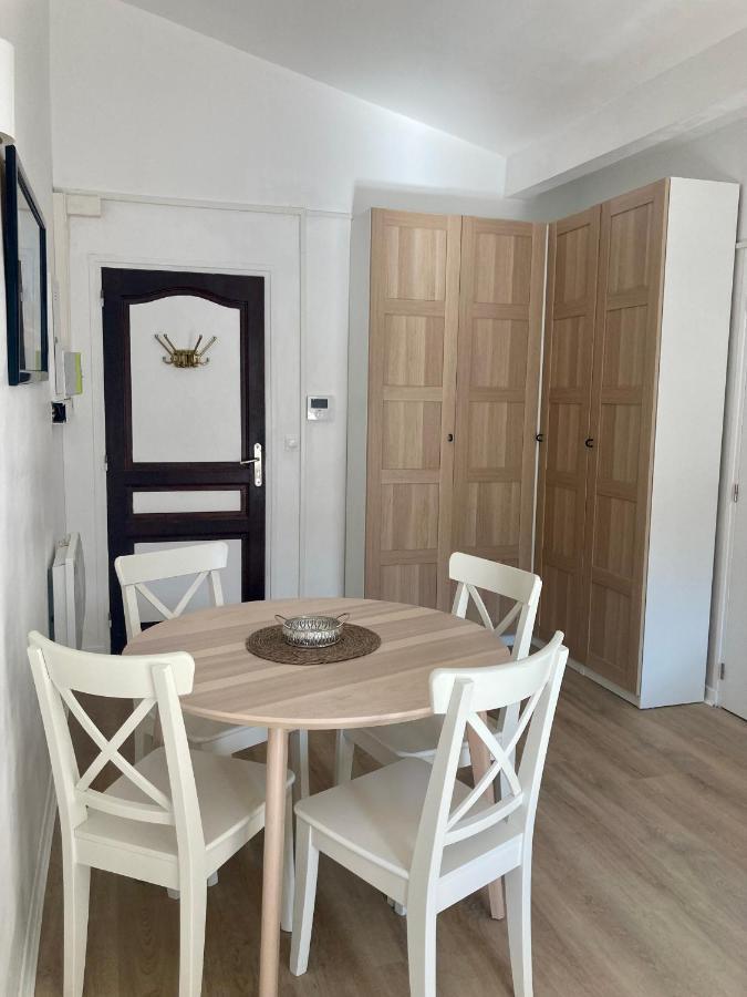 Charming 1 Bedroom Flat, Biarritz Center With Pool And Car Park Eksteriør billede